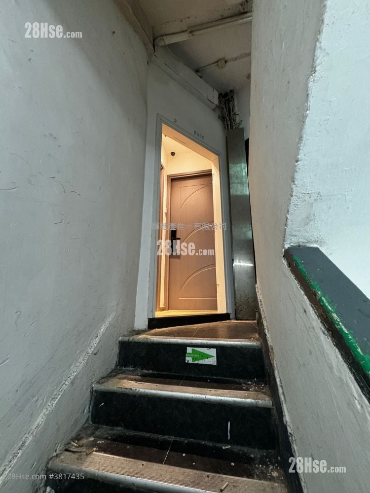 55 Hankow Road Rental 1 Bedroom , 1 Bathroom 150 ft²