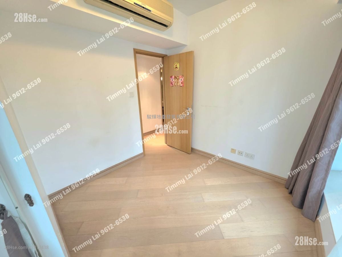 Macpherson Place Rental 561 ft²