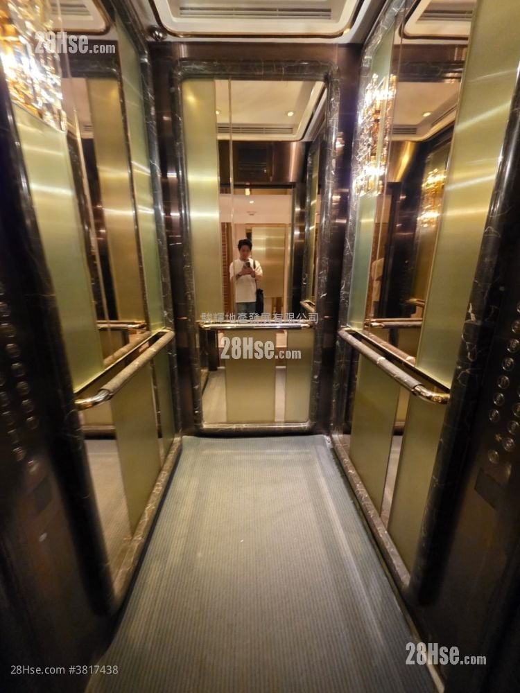 Macpherson Place Rental 561 ft²