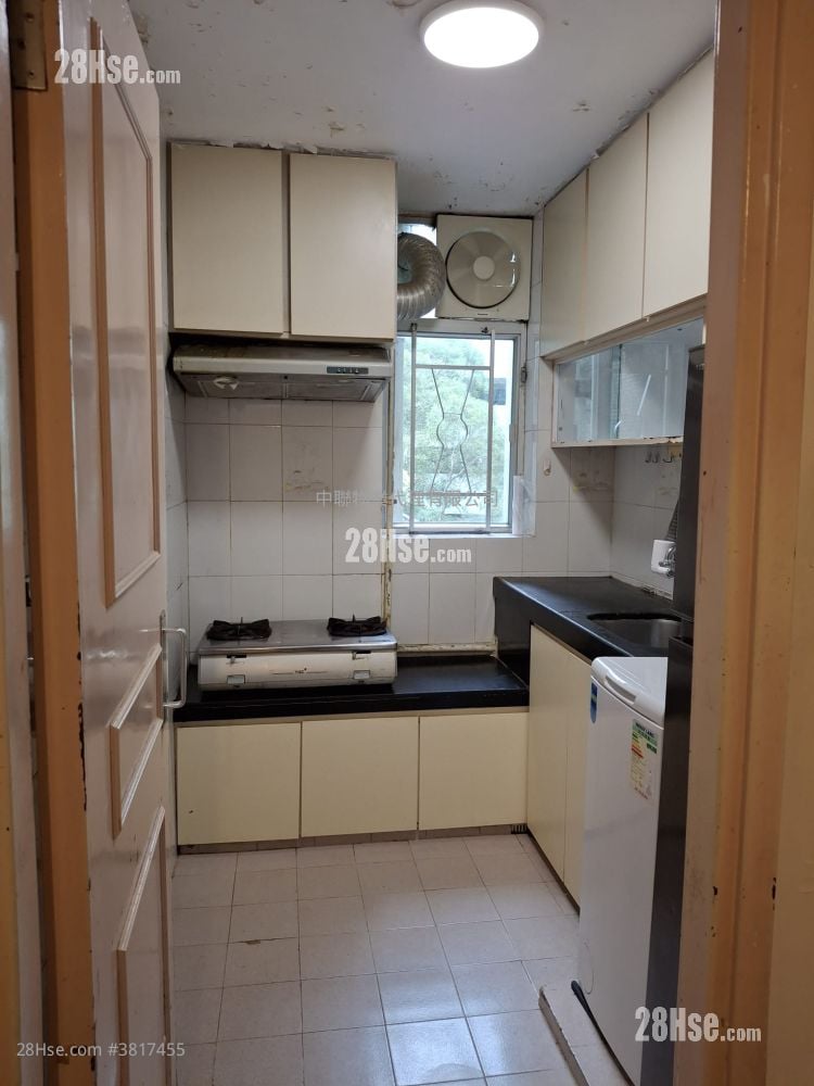 富寶花園 售盤 3 房 , 1 浴室