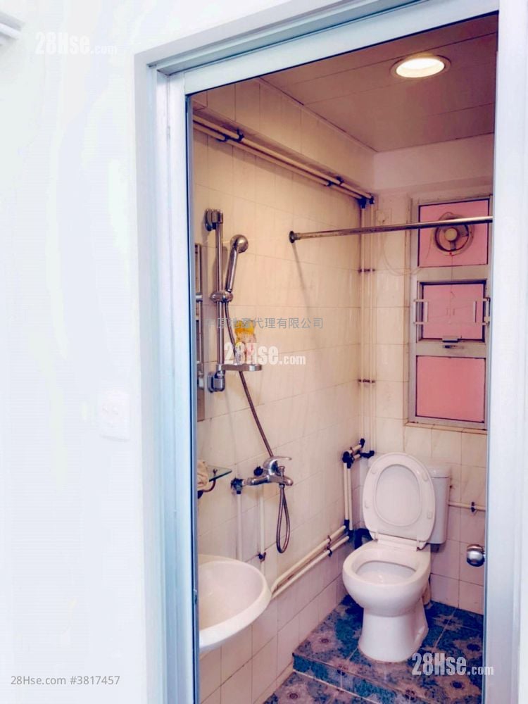 富華中心 售盤 2 房 374 平方呎