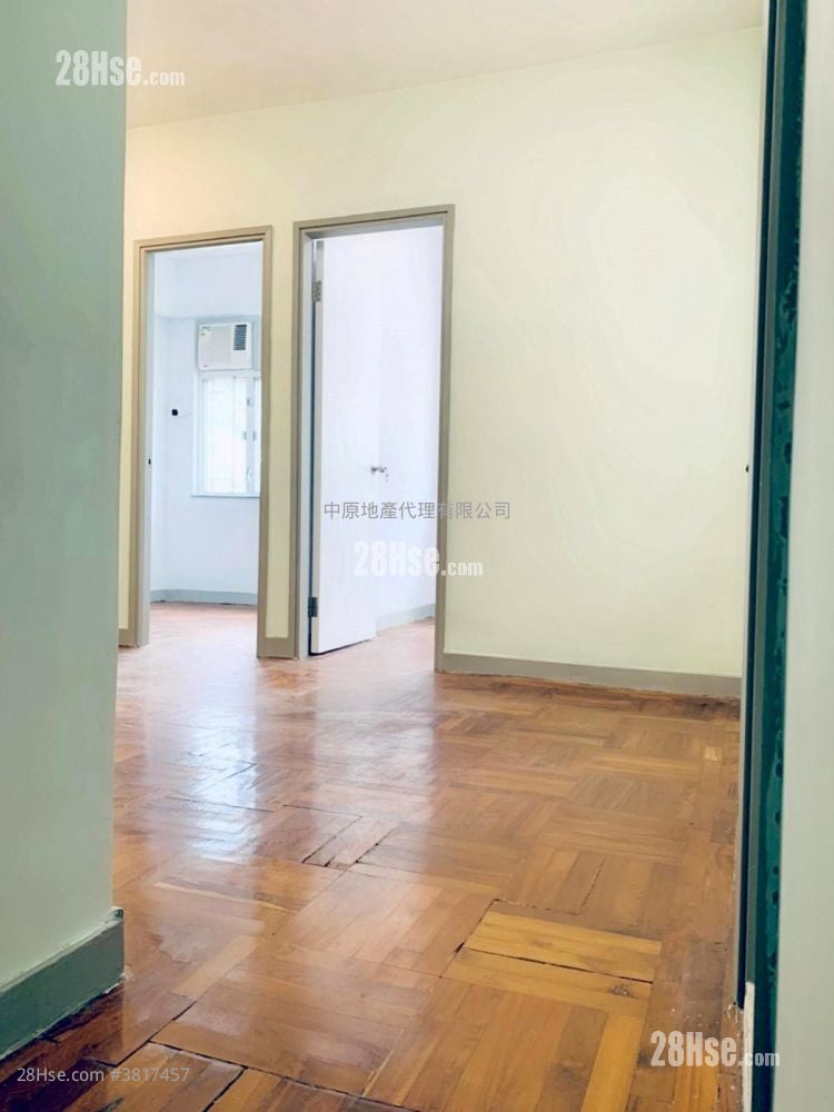 富華中心 售盤 2 房 374 平方呎