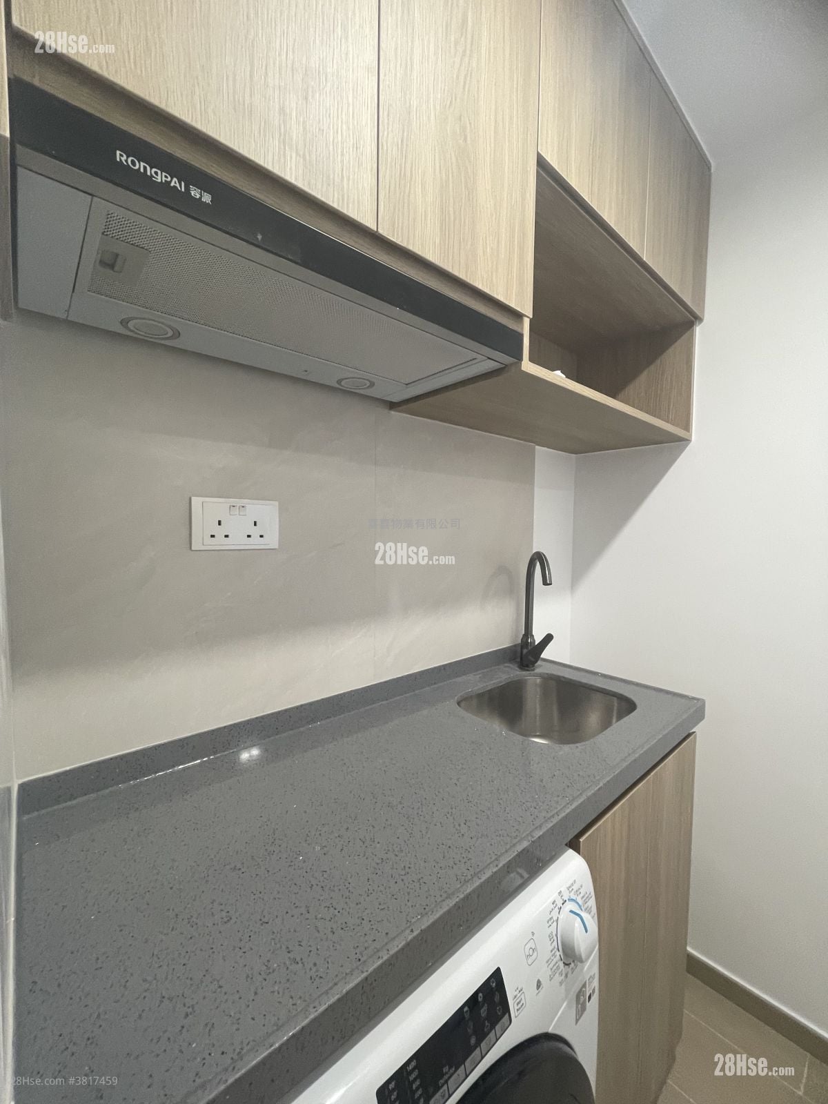 Chinese Mansion Rental 1 Bedroom , 1 Bathroom 200 ft²