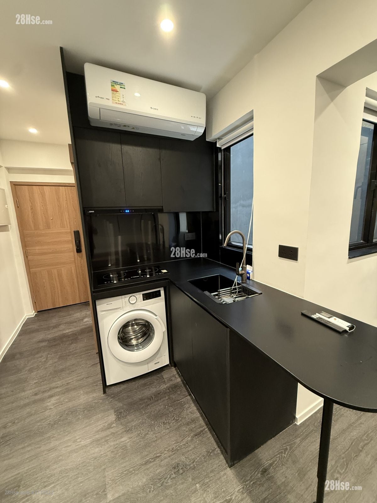 卑利街17号 租盘 1 房 , 1 浴室 370 平方尺