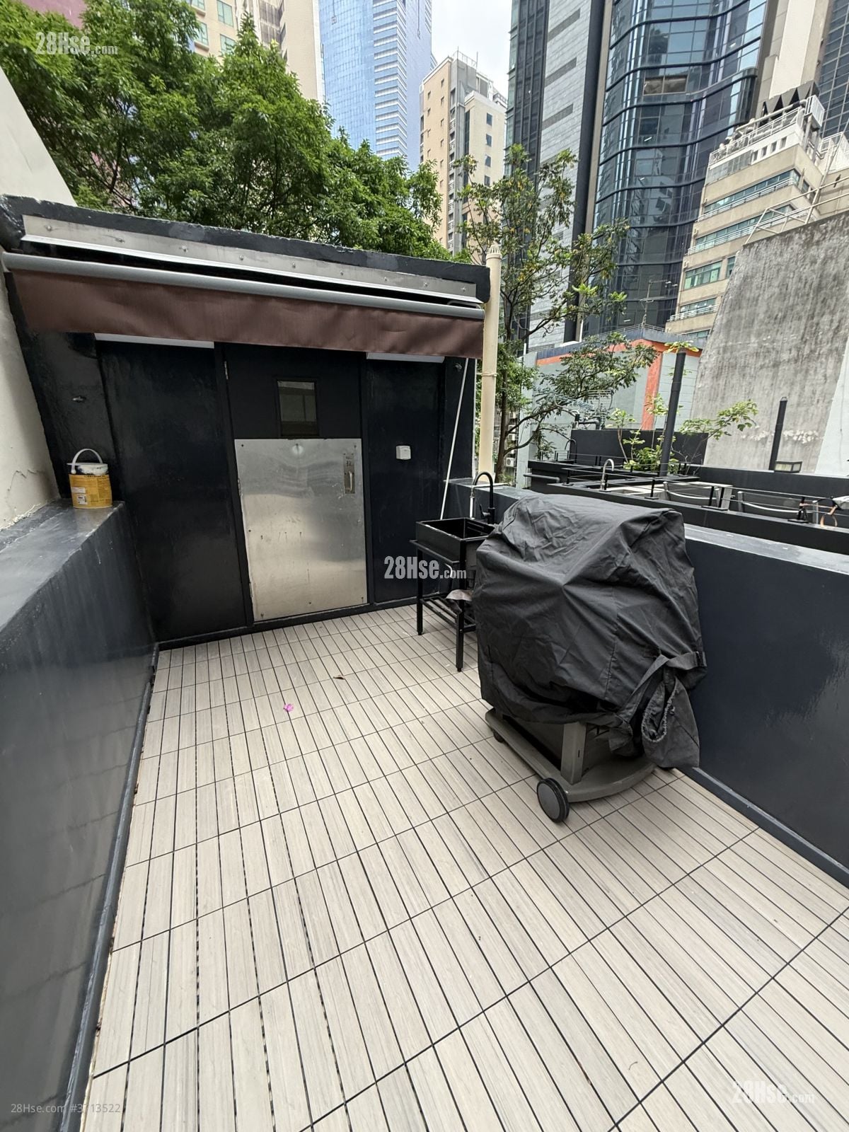 卑利街17号 租盘 1 房 , 1 浴室 370 平方尺