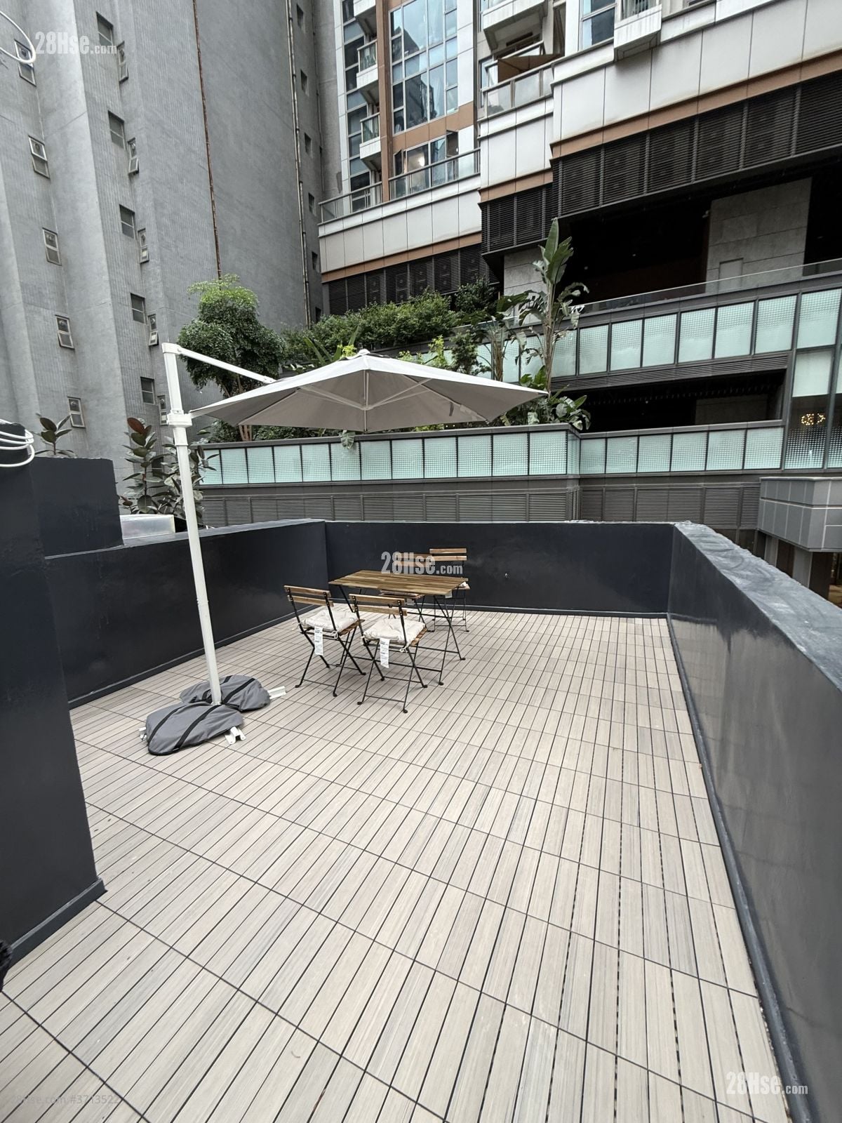 卑利街17号 租盘 1 房 , 1 浴室 370 平方尺