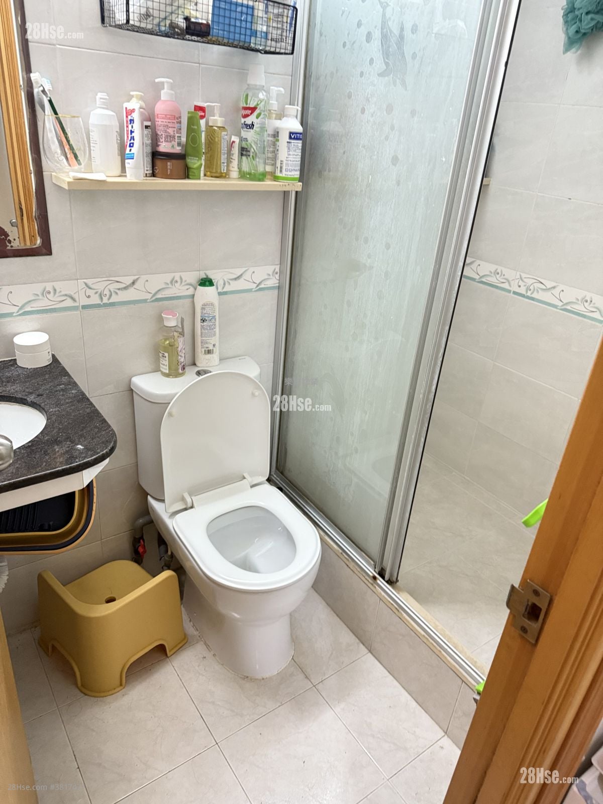 裕新大厦 售盘 2 房 , 1 浴室 354 平方尺