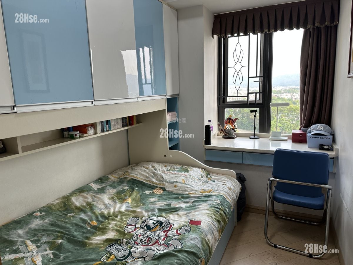 溱柏 售盤 3 房 , 2 浴室 951 平方呎