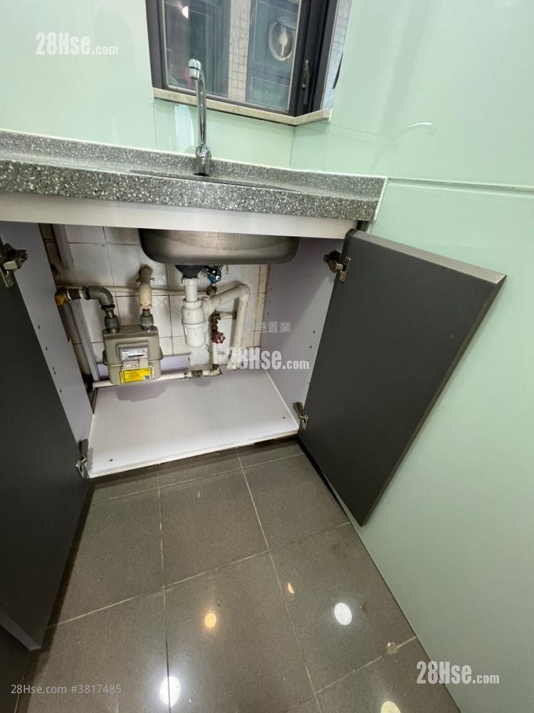 富華廣場 售盤 2 房 , 1 浴室 339 平方呎