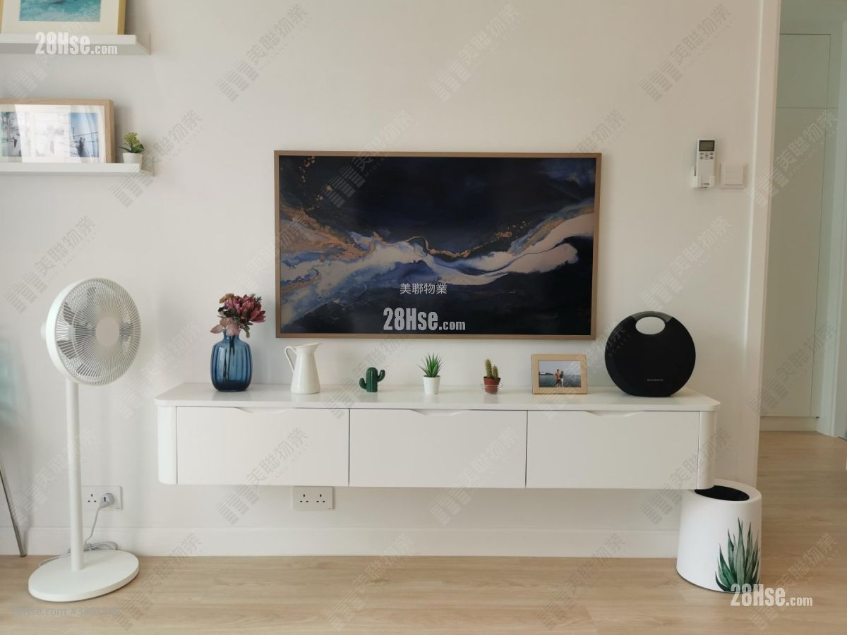 Festival City Sell 3 Bedrooms , 2 Bathrooms 741 ft²