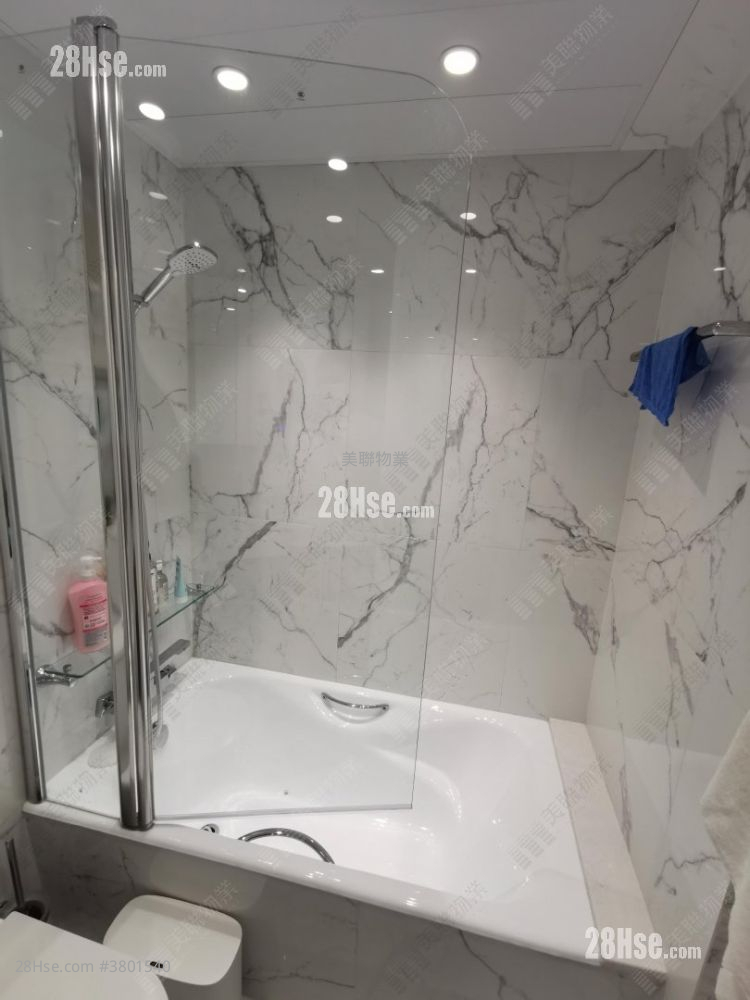 Festival City Sell 3 Bedrooms , 2 Bathrooms 741 ft²