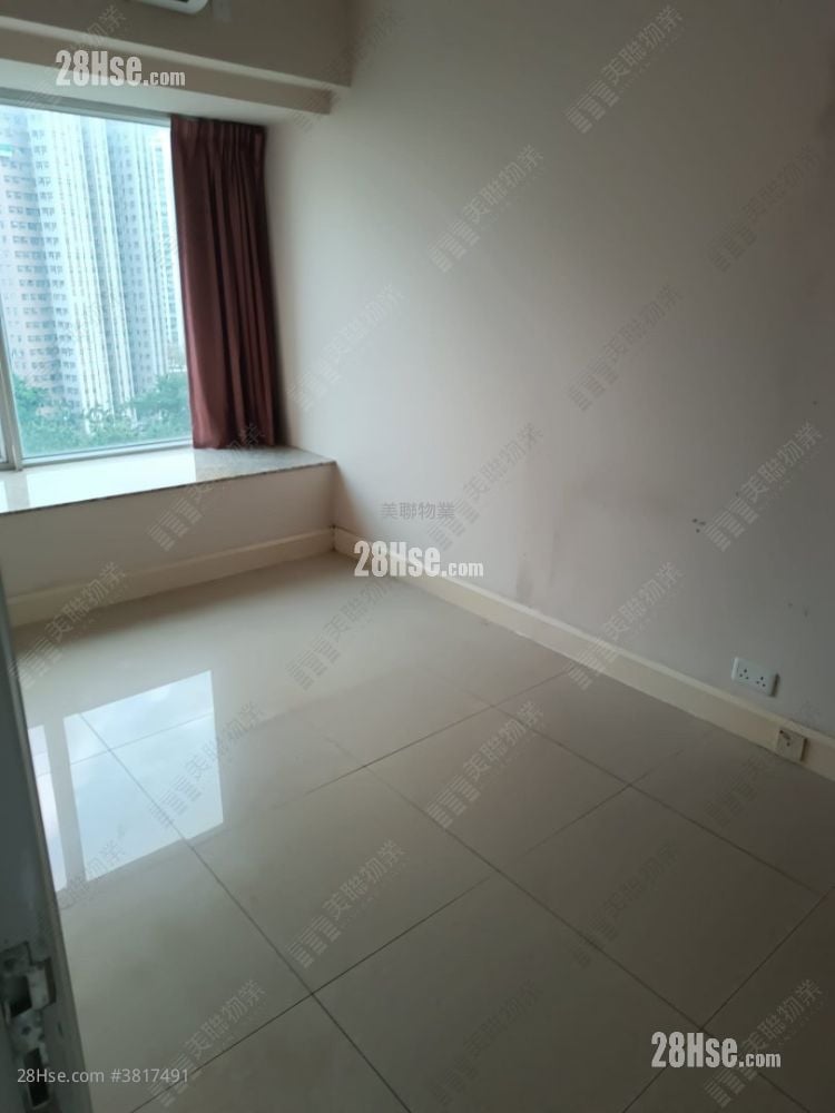 Festival City Sell 3 Bedrooms , 2 Bathrooms 742 ft²