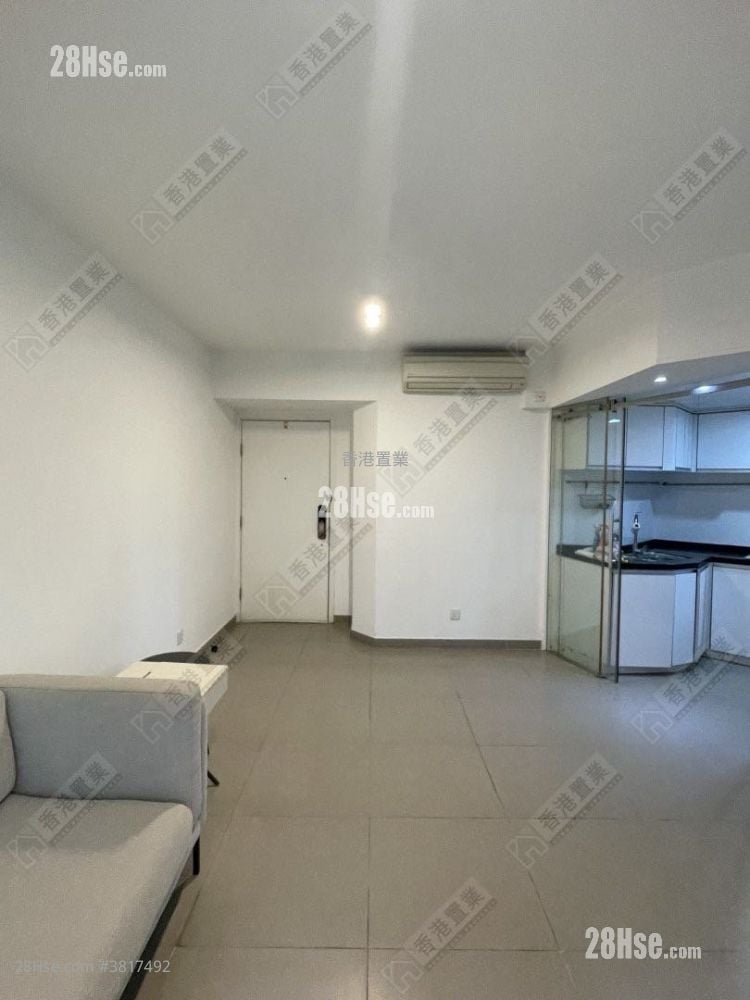 Island Harbourview Sell 3 Bedrooms 647 ft²