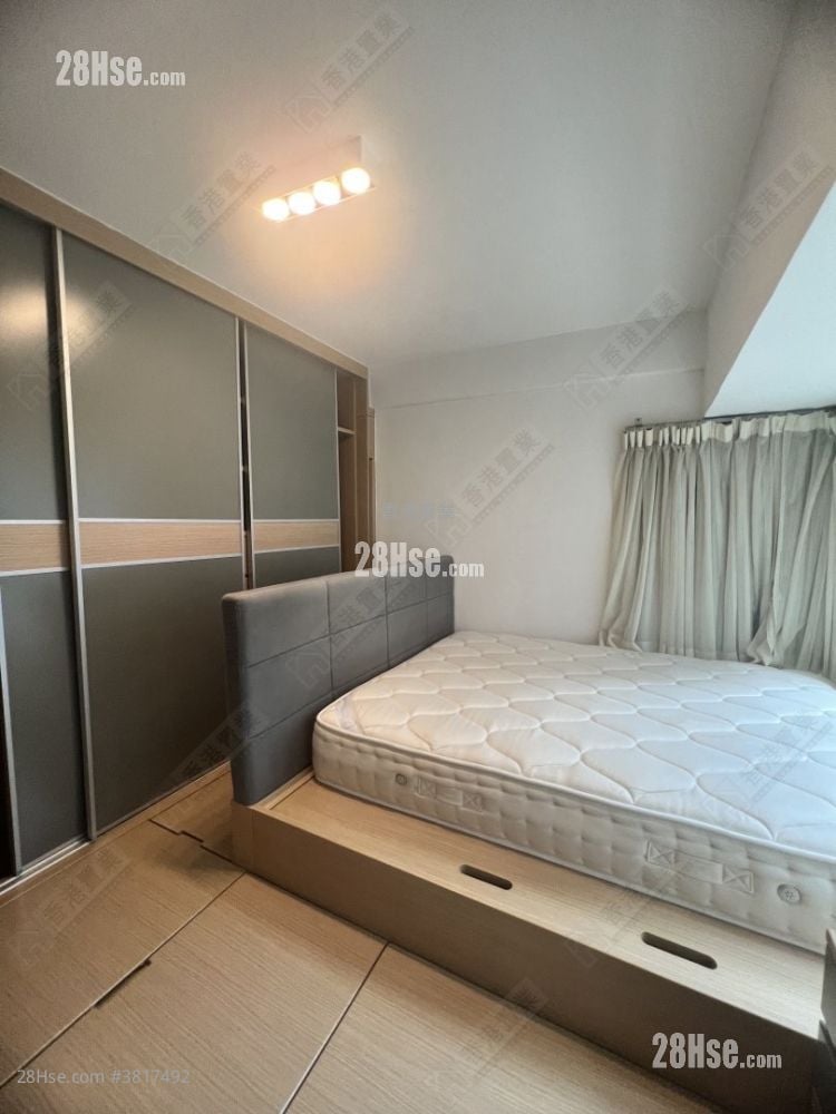 Island Harbourview Sell 3 Bedrooms 647 ft²