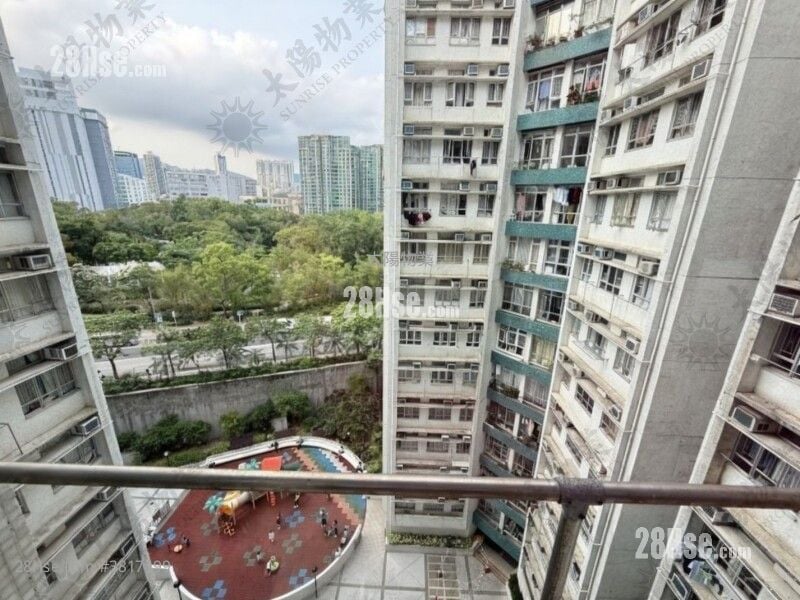 Whampoa Garden Sell 3 Bedrooms 729 ft²