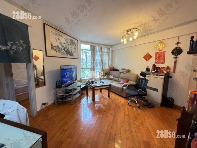 Whampoa Garden Sell 3 Bedrooms 729 ft²