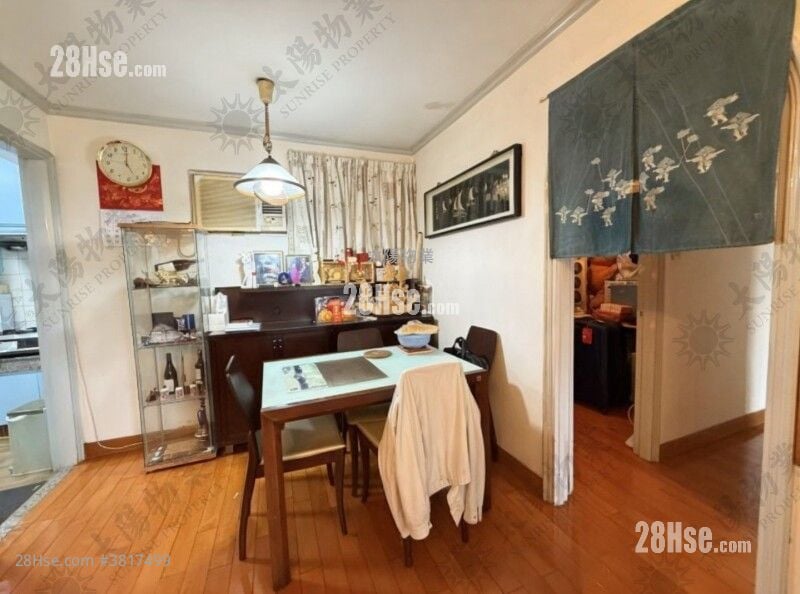 Whampoa Garden Sell 3 Bedrooms 729 ft²