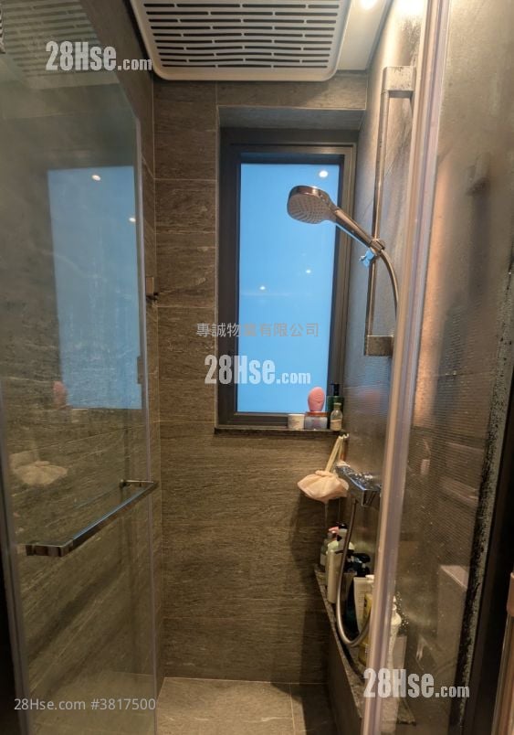 Kennedy 38 租盘 2 房 , 1 浴室 456 平方尺