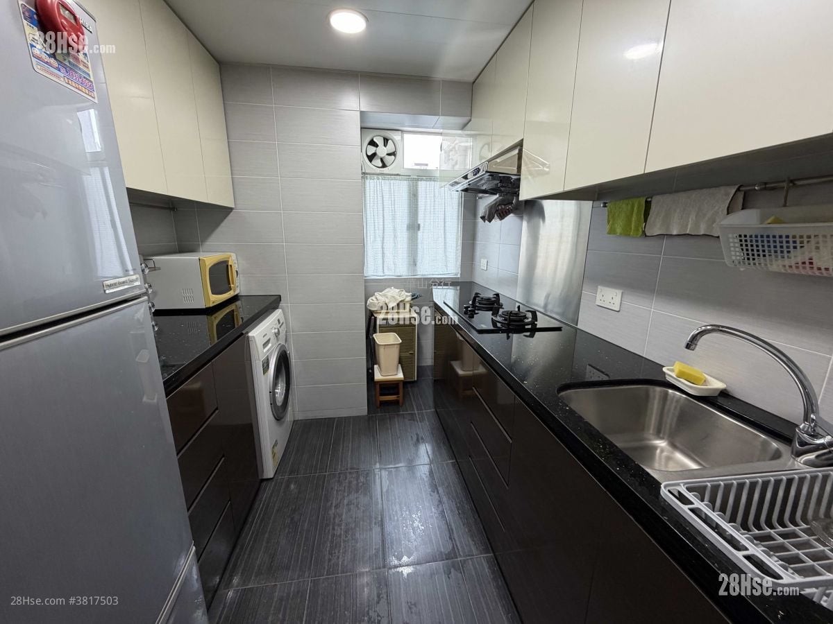 太古城 售盤 3 房 , 2 浴室 708 平方呎