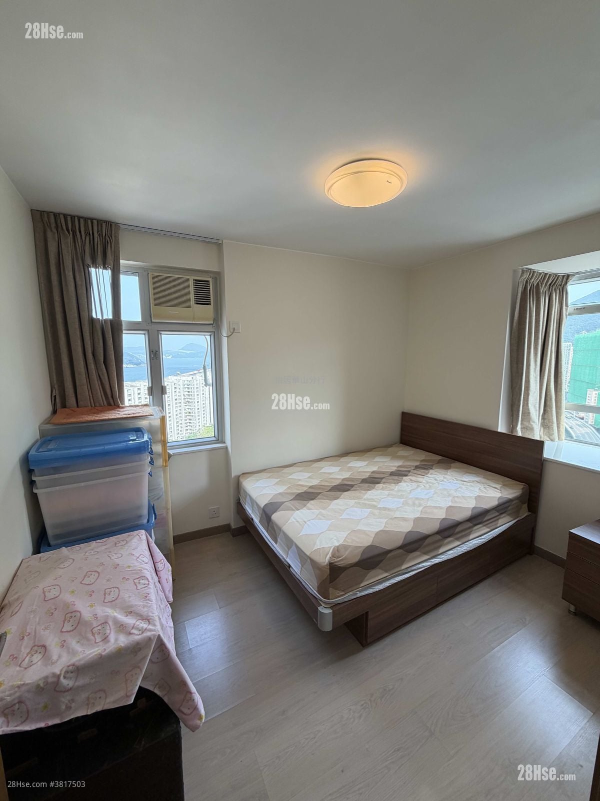 太古城 售盤 3 房 , 2 浴室 708 平方呎