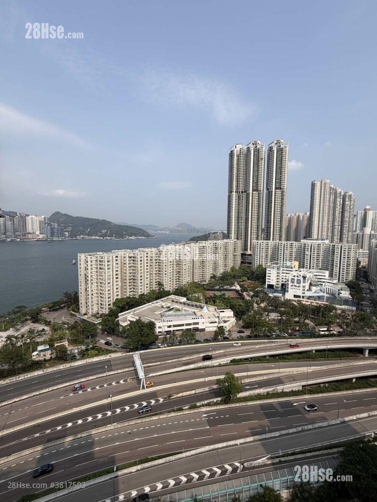 太古城 售盤 3 房 , 2 浴室 708 平方呎