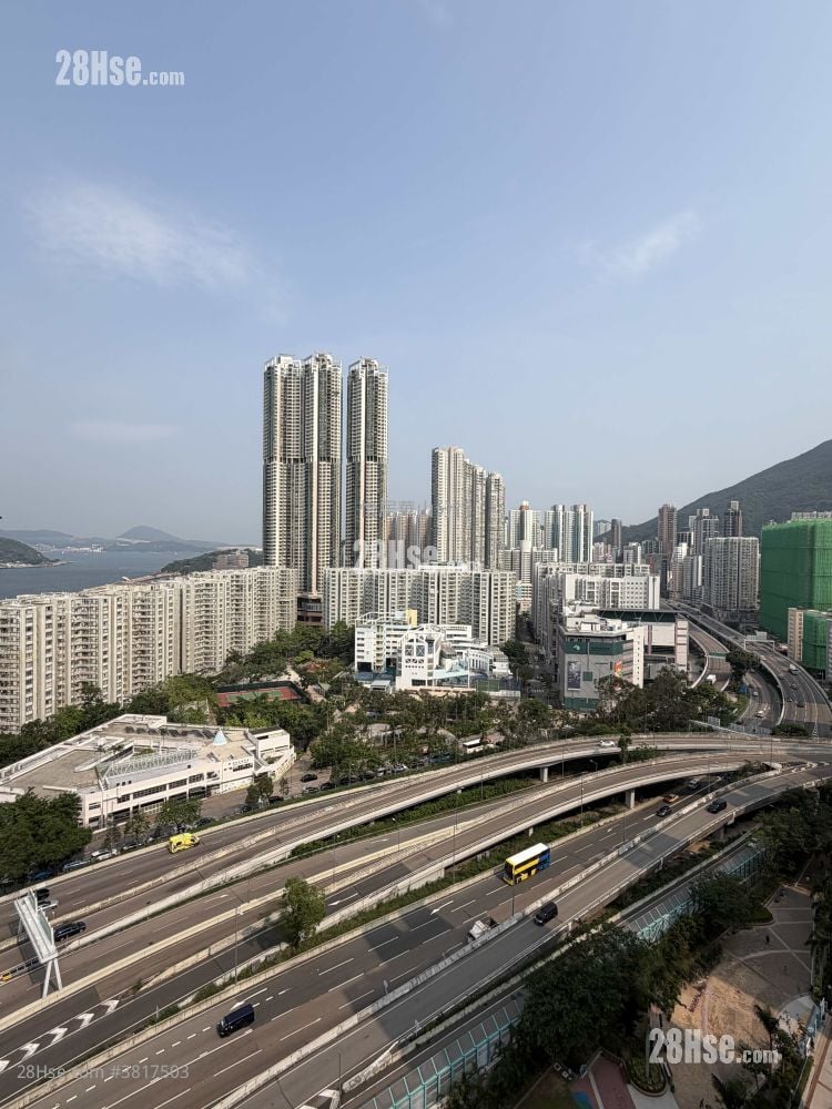 太古城 售盤 3 房 , 2 浴室 708 平方呎