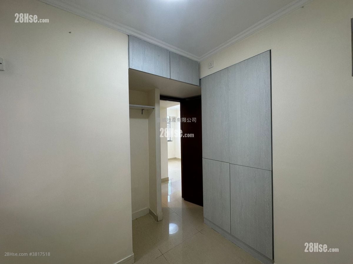 荃灣中心 租盤 422 平方呎