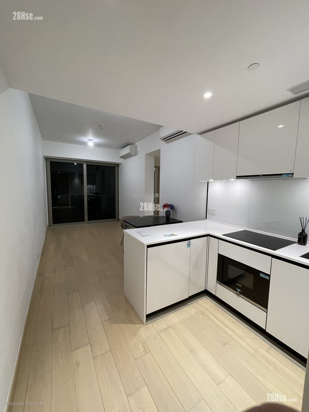 Marini 租盤 3 房 , 1 浴室 598 平方呎