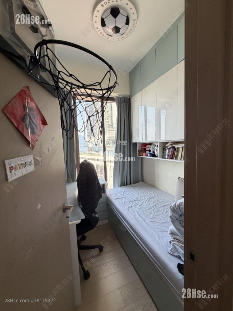 LP6 售盘 4 房 , 2 浴室 1,086 平方尺