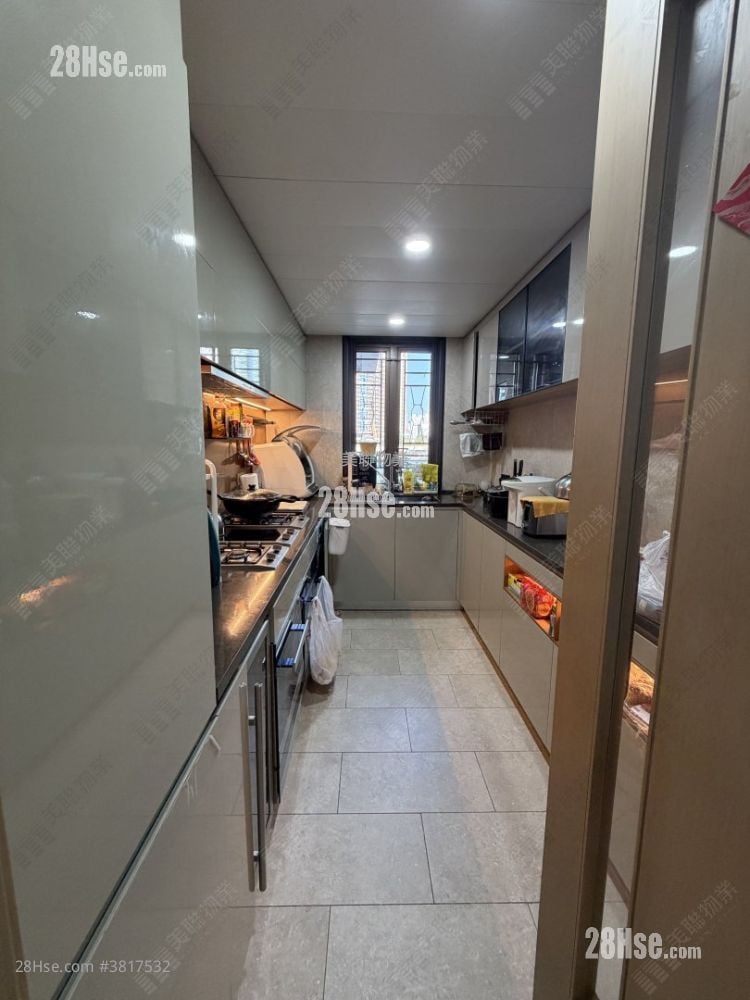 LP6 售盘 4 房 , 2 浴室 1,086 平方尺