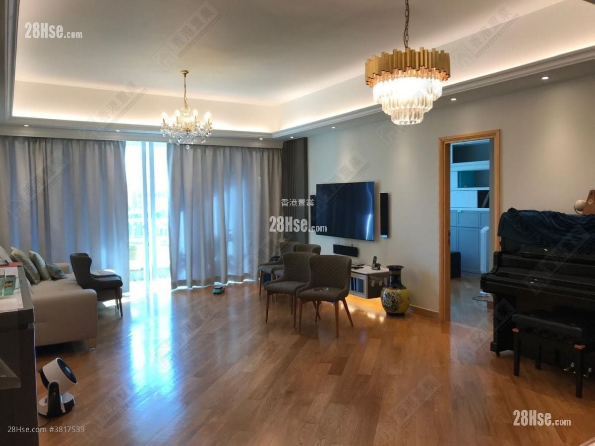 Harbour Green Sell 4 Bedrooms , 4 Bathrooms 1,689 ft²