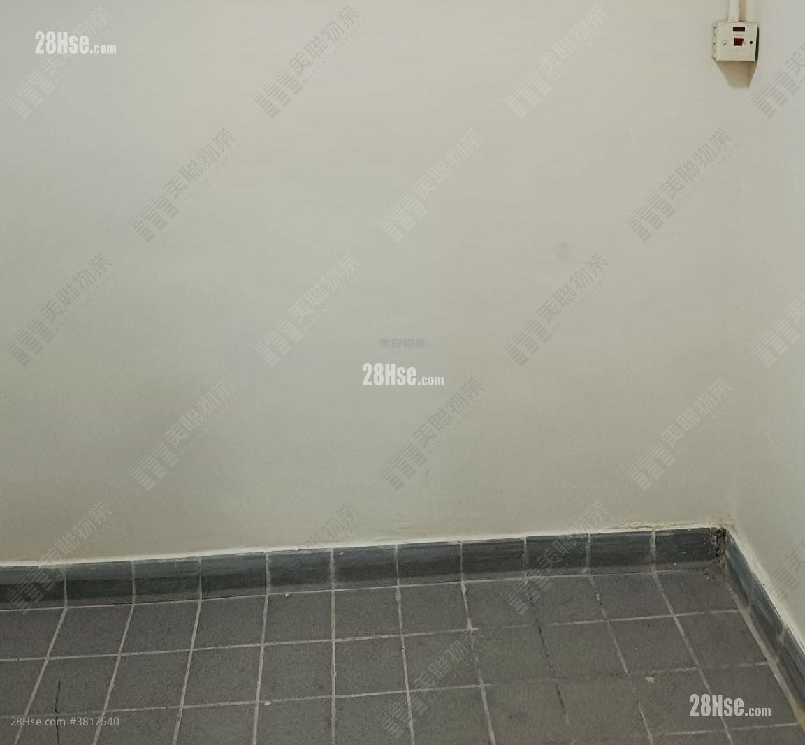 嘉文花園 售盤 3 房 , 2 浴室 1,057 平方呎