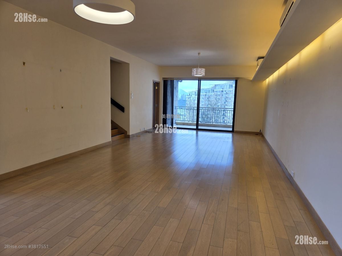 愚园 售盘 4 房 , 4 浴室 2,135 平方尺