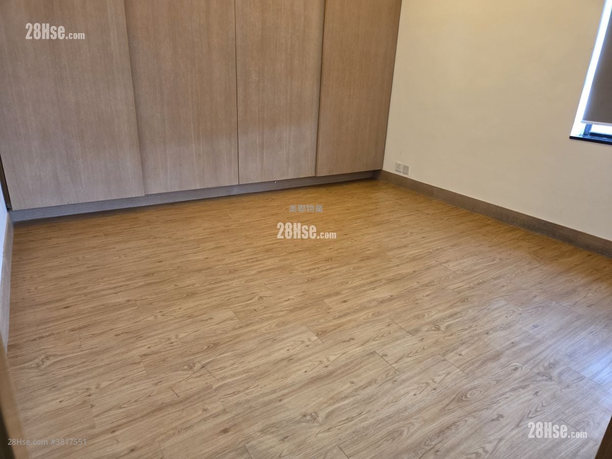 愚园 售盘 4 房 , 4 浴室 2,135 平方尺