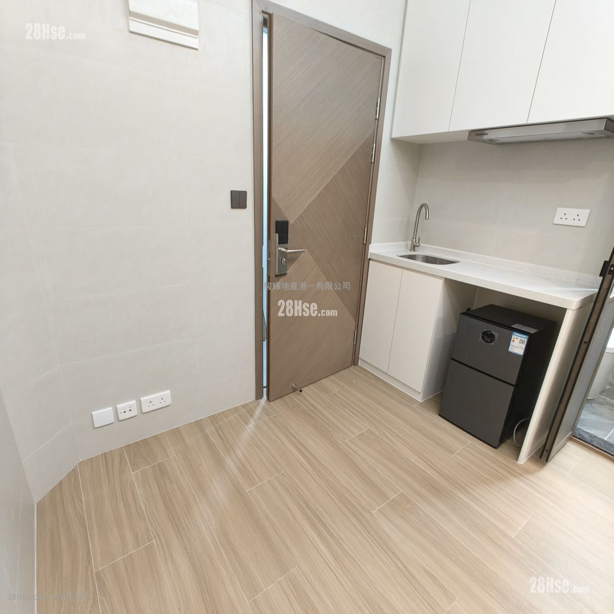 皆兴大厦 租盘 1 房 , 1 浴室 180 平方尺