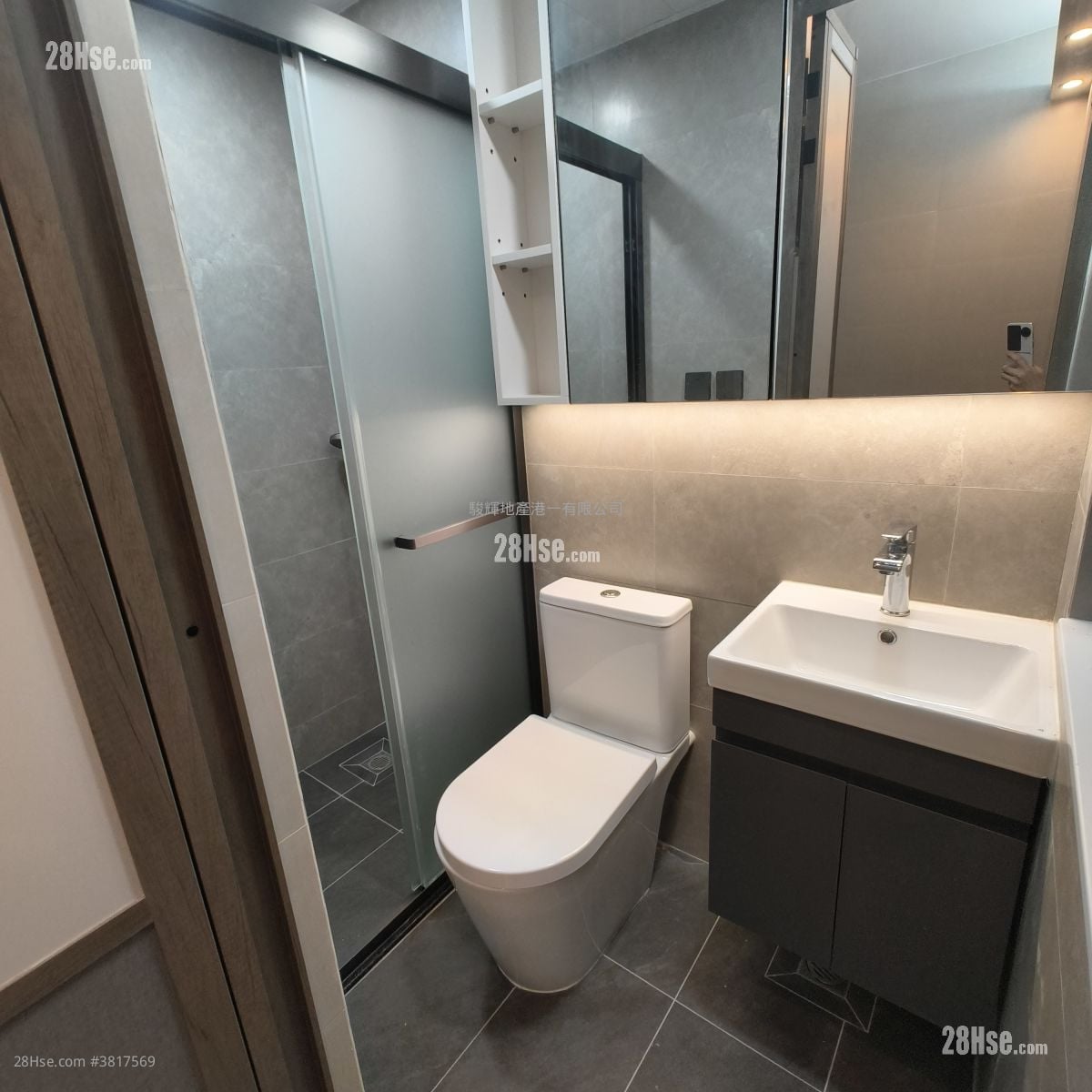 皆兴大厦 租盘 1 房 , 1 浴室 180 平方尺