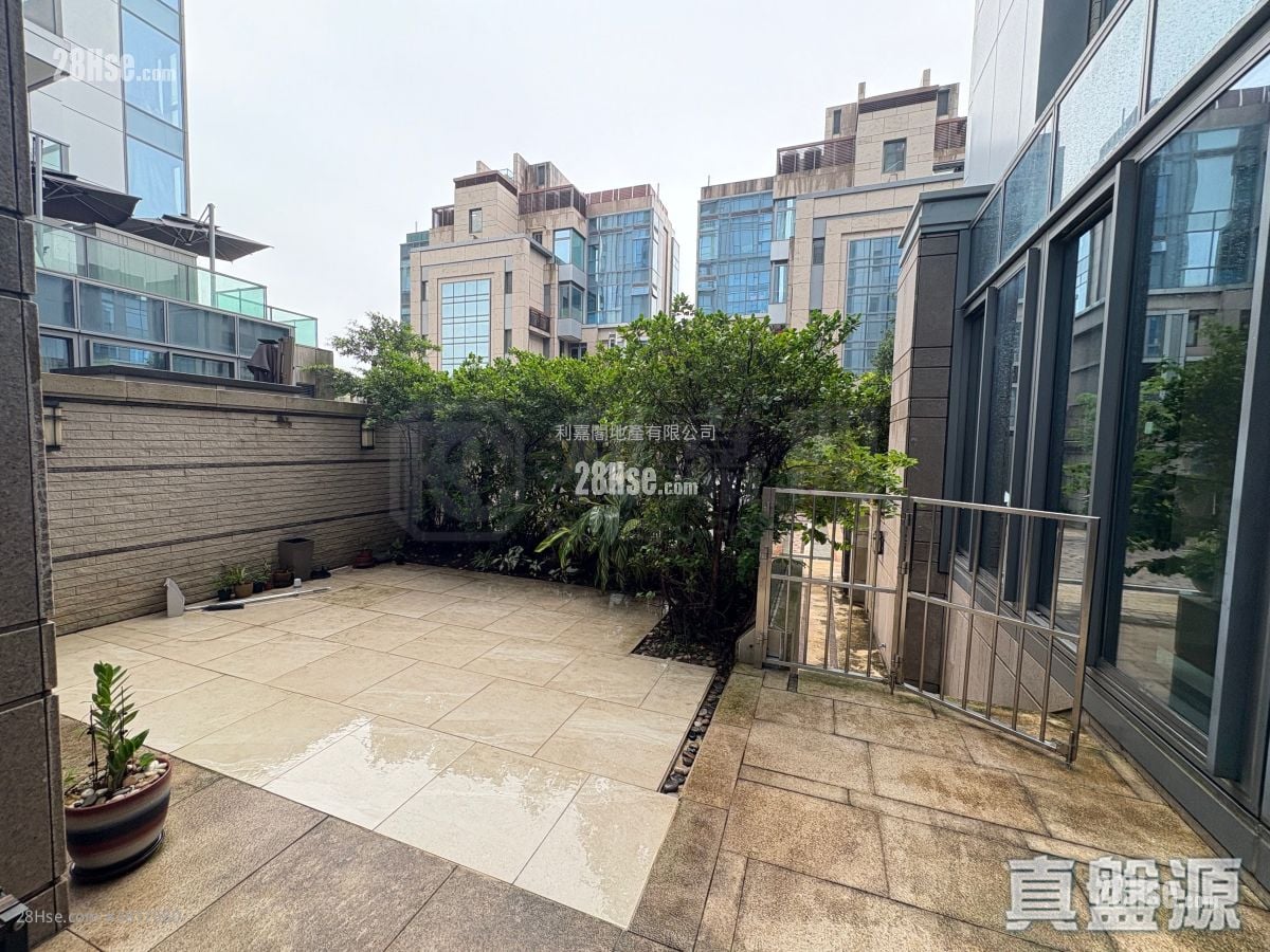 Riva Sell 4 Bedrooms 1,223 ft²