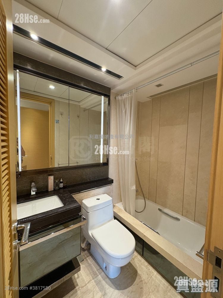 Riva Sell 4 Bedrooms 1,223 ft²