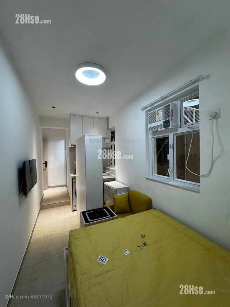 Man Ying Building Rental Studio , 1 Bathroom 160 ft²