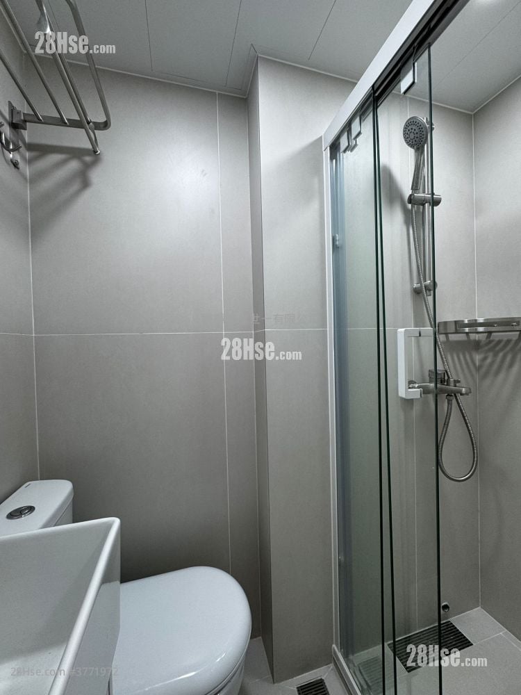Man Ying Building Rental Studio , 1 Bathroom 160 ft²