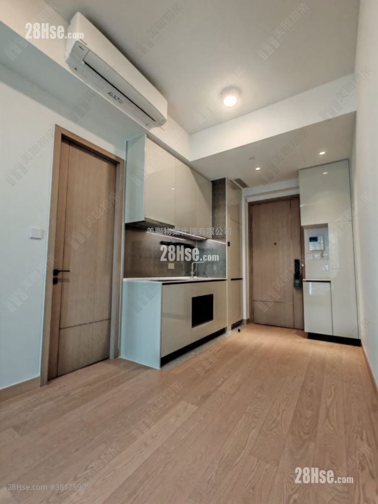 Seasons Place Rental 1 Bedroom 323 ft²