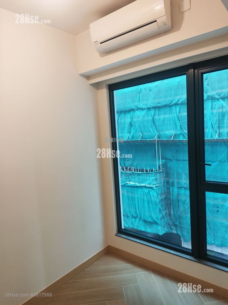 The Haddon Sell 3 Bedrooms , 1 Bathroom 430 ft²