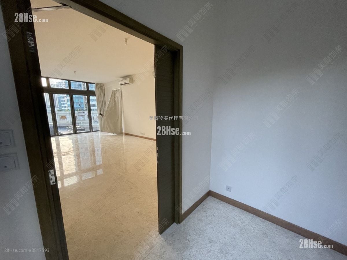 天晋 售盘 5+ 房 , 4 浴室 1,570 平方尺