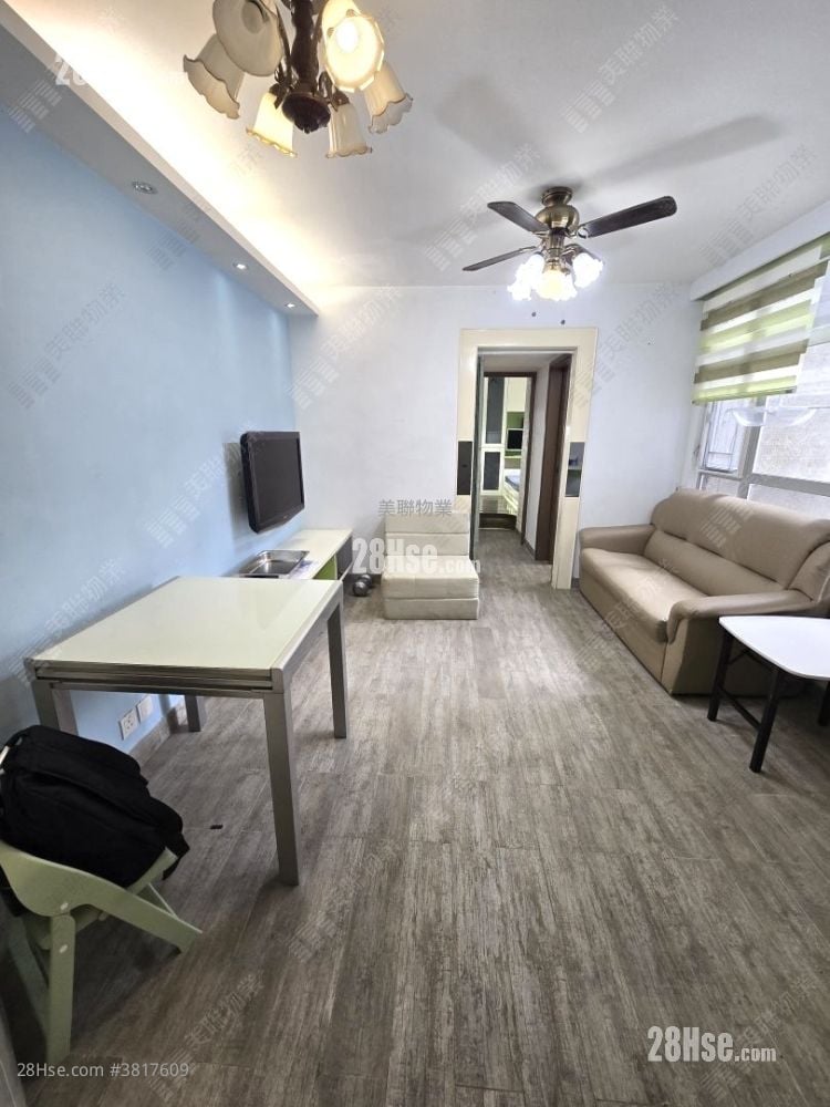 景峰花園 售盤 2 房 , 1 浴室 400 平方呎