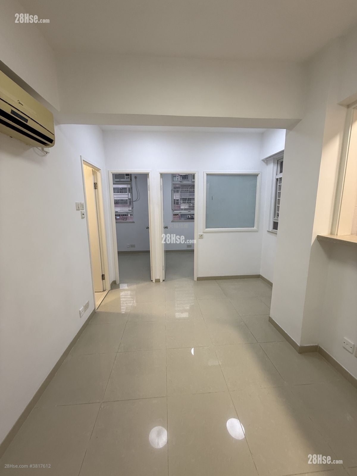 Hay Wah Building Rental 2 Bedrooms , 1 Bathroom 336 ft²