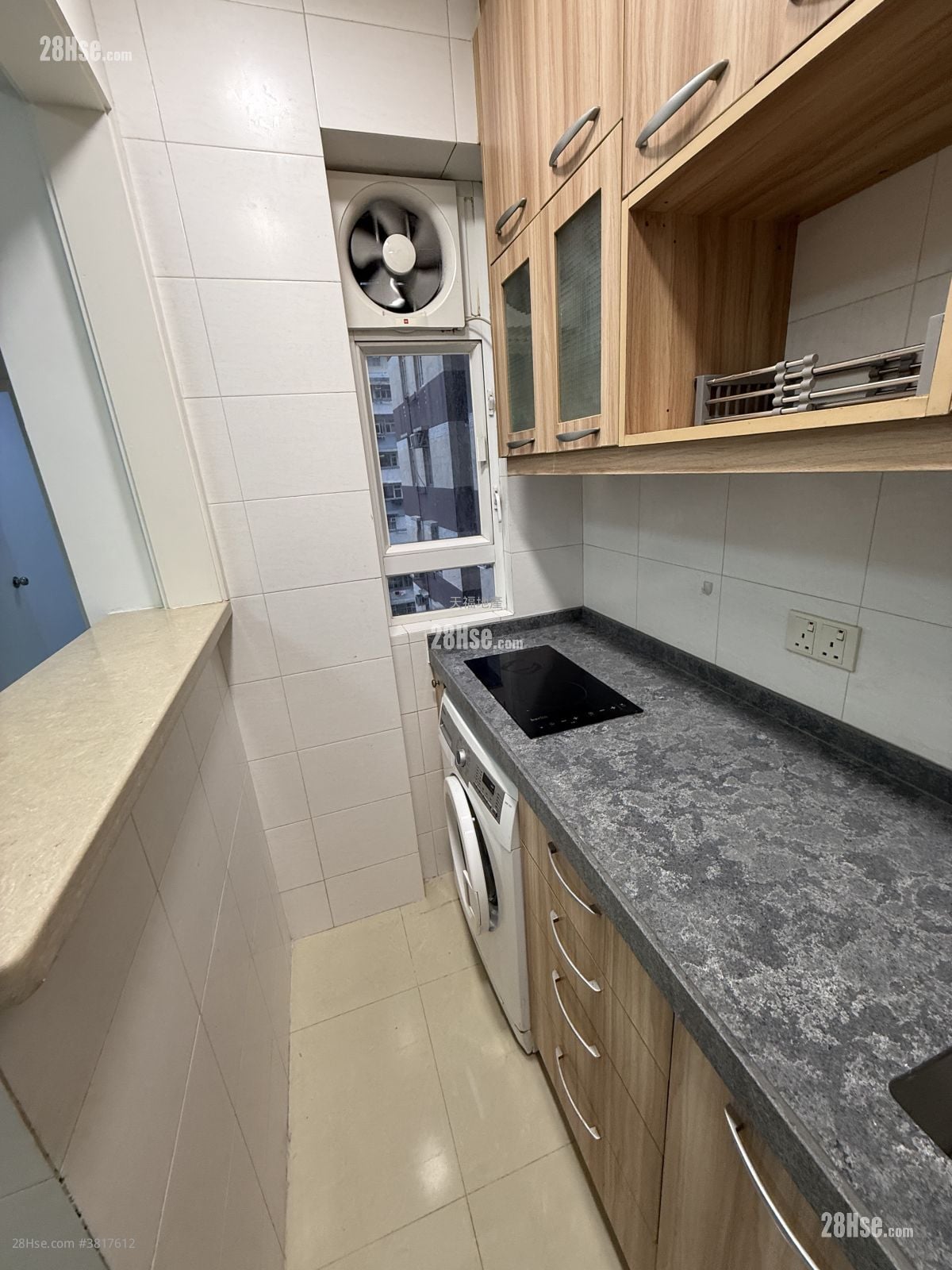 Hay Wah Building Rental 2 Bedrooms , 1 Bathroom 336 ft²