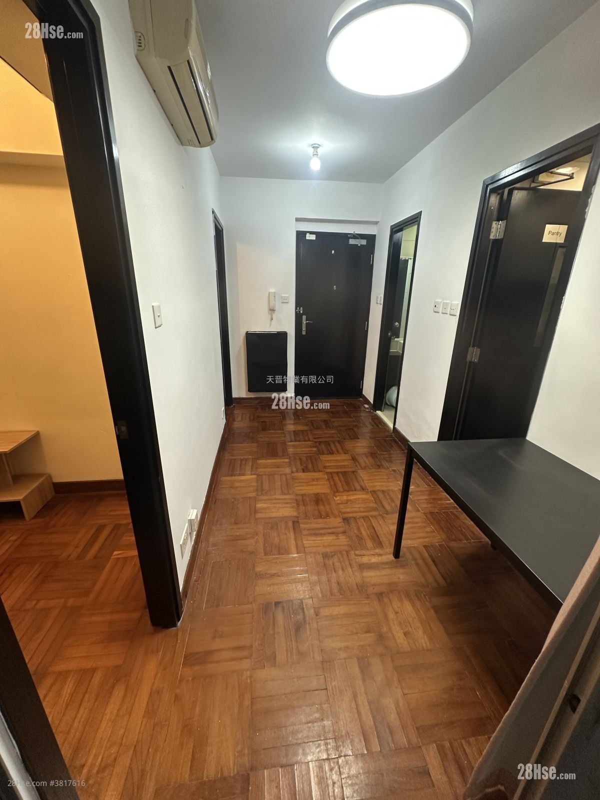 Kellet Court Sell 2 Bedrooms , 1 Bathroom 296 ft²