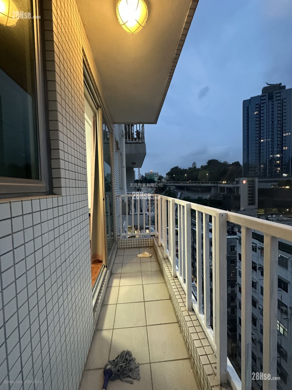 Kellet Court Sell 2 Bedrooms , 1 Bathroom 296 ft²