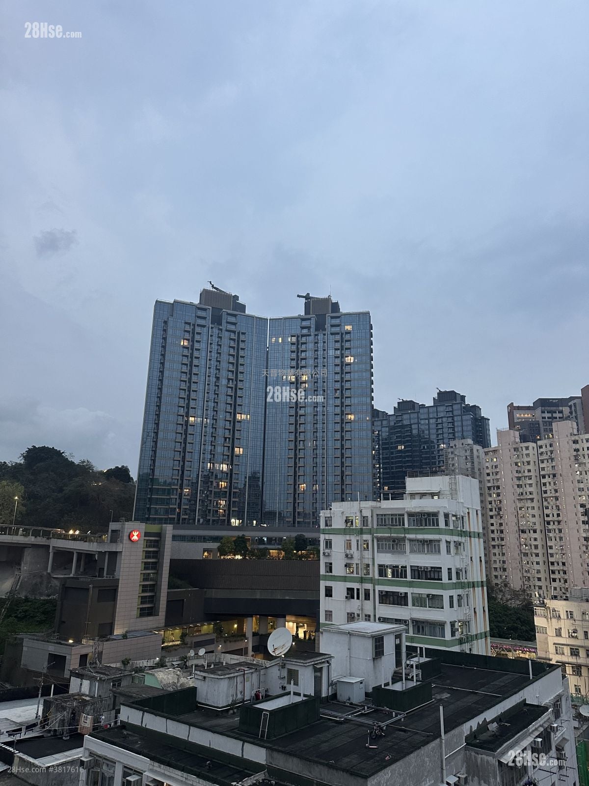 Kellet Court Sell 2 Bedrooms , 1 Bathroom 296 ft²