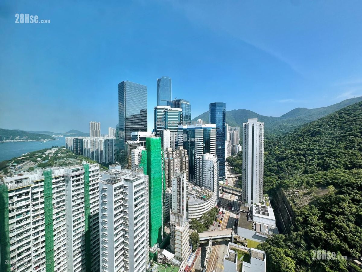 Casa 880 售盘 4 房 , 2 浴室 1,008 平方尺